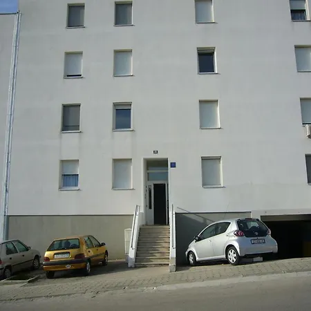 Sonja Apartment *